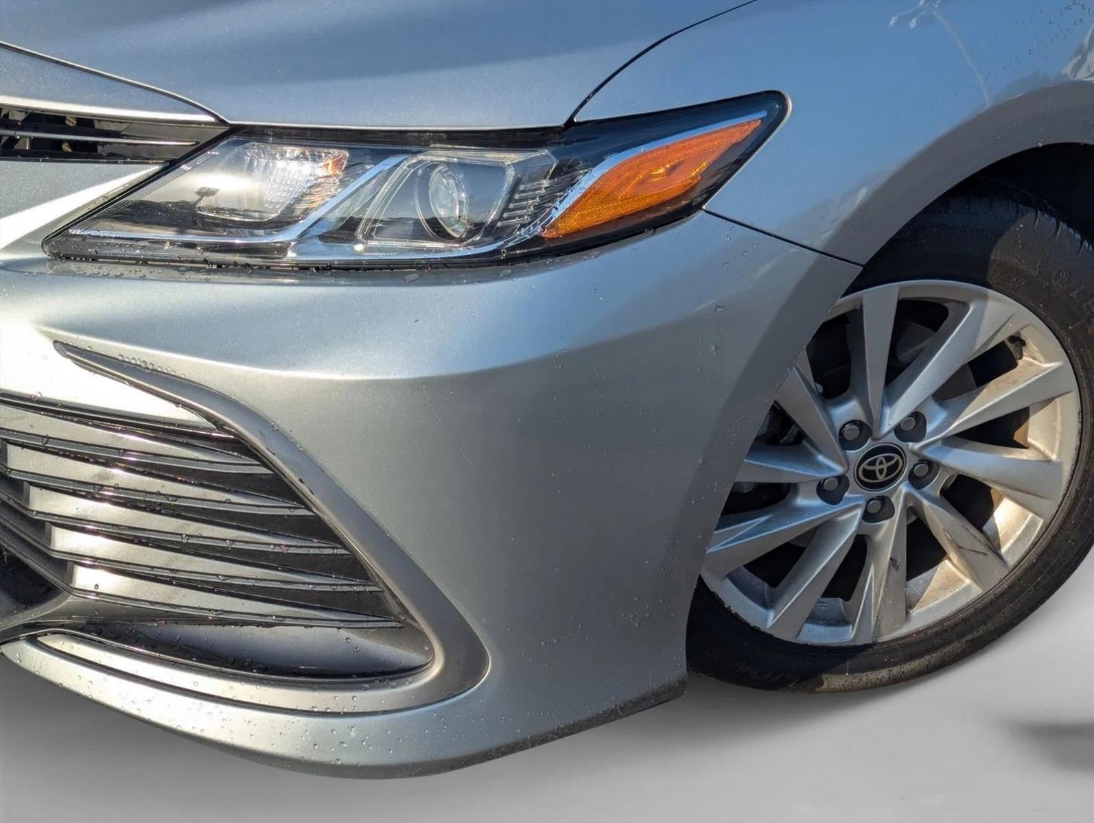 2023 Toyota Camry LE Auto (SE)