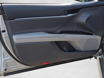 2023 Toyota Camry LE Auto (SE)