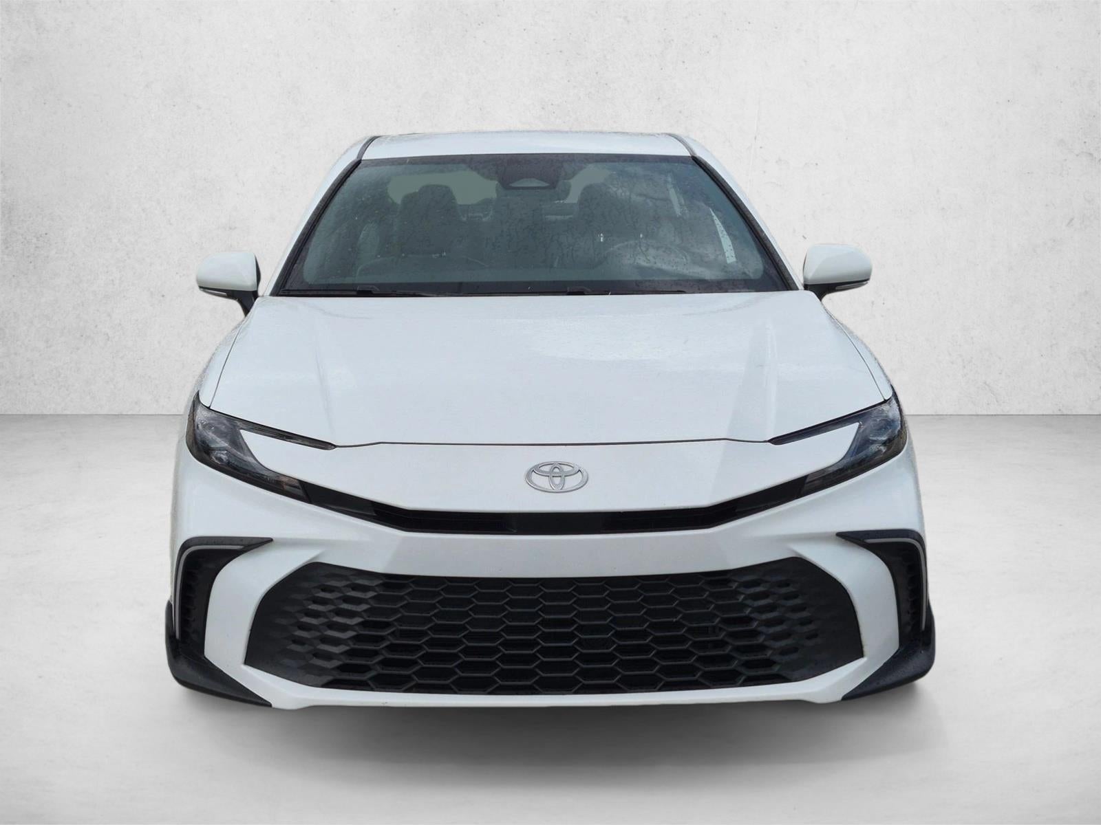 2025 Toyota Camry SE (Natl)