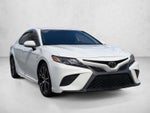 2020 Toyota Camry SE Auto (SE)