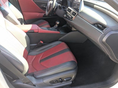 2022 Lexus ES 300h F SPORT FWD