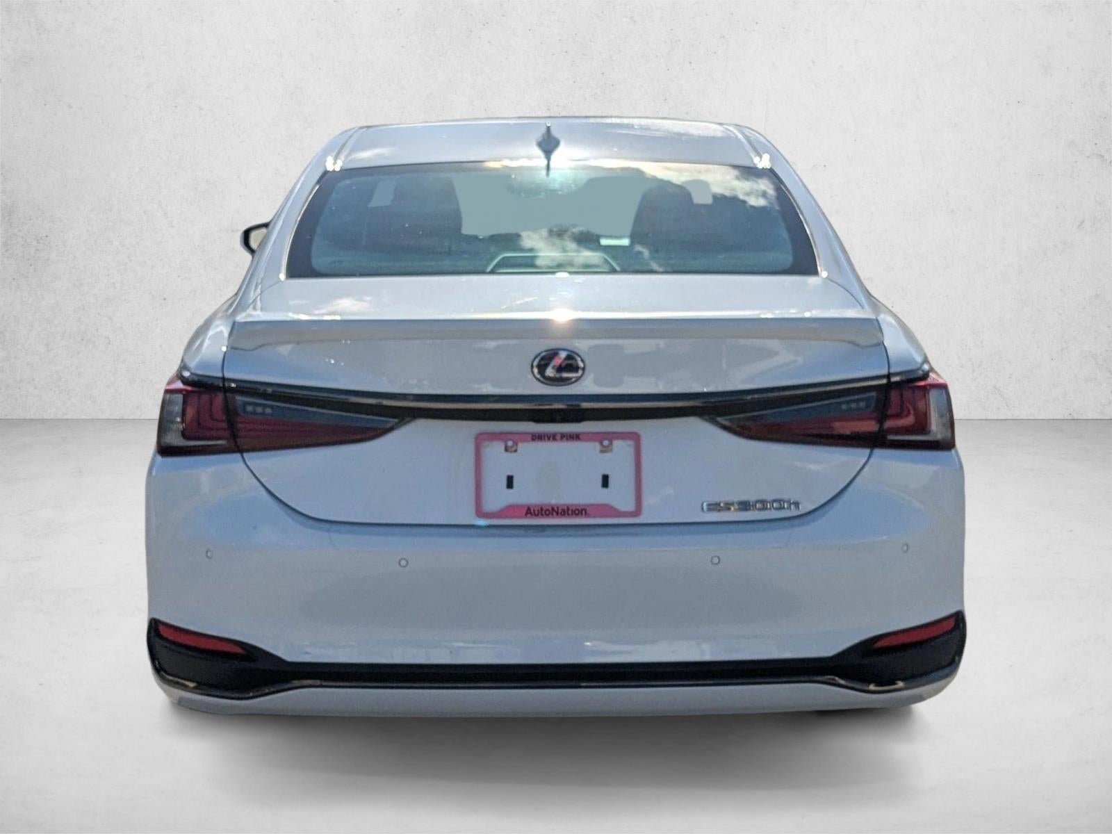 2022 Lexus ES 300h F SPORT FWD