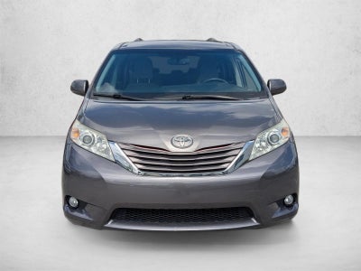 2017 Toyota Sienna LE FWD 8-Passenger (Natl)