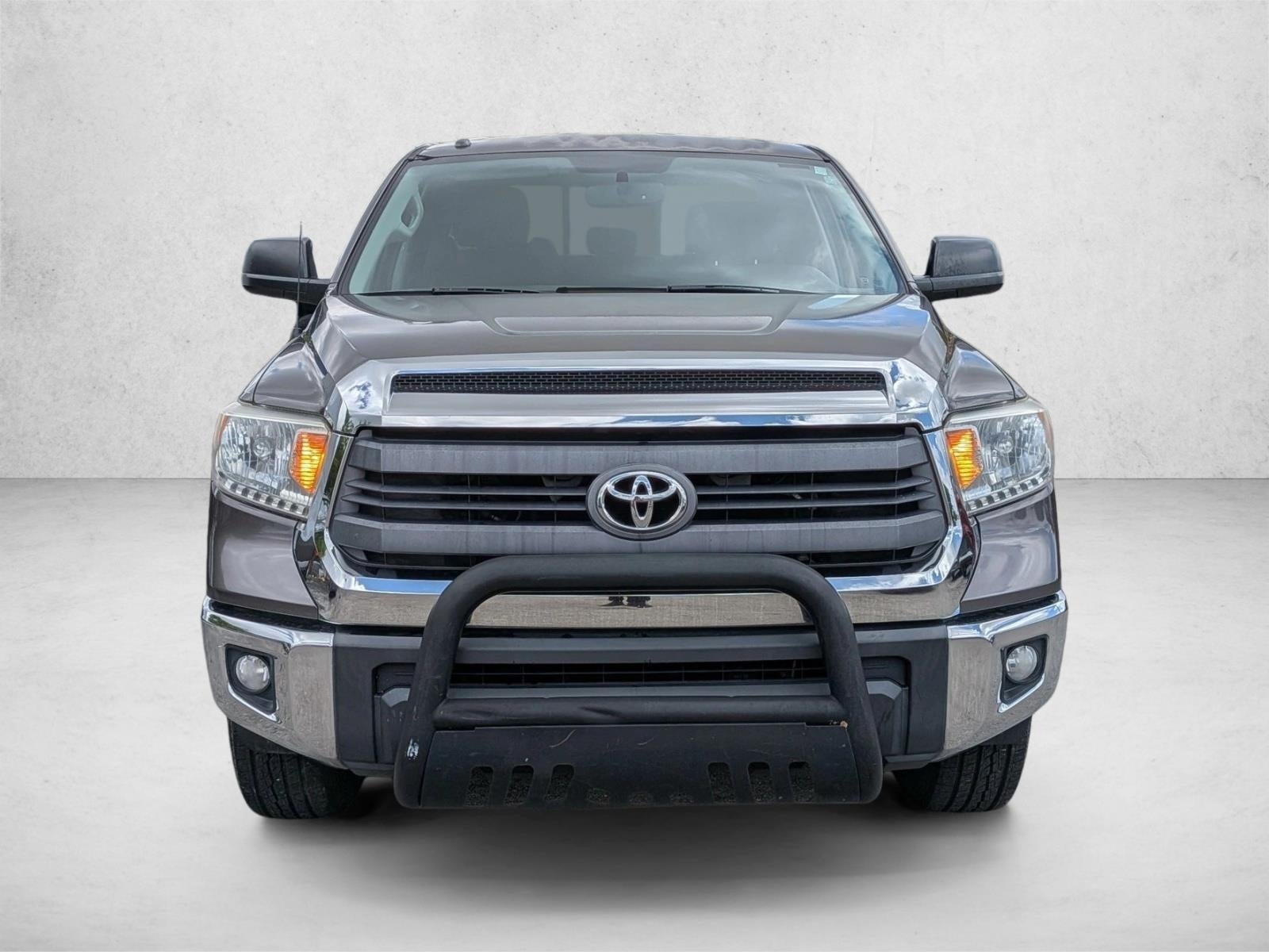 2015 Toyota Tundra 2WD Truck 2WD Double Cab Standard Bed 5.7L V8 SR5 (Natl)