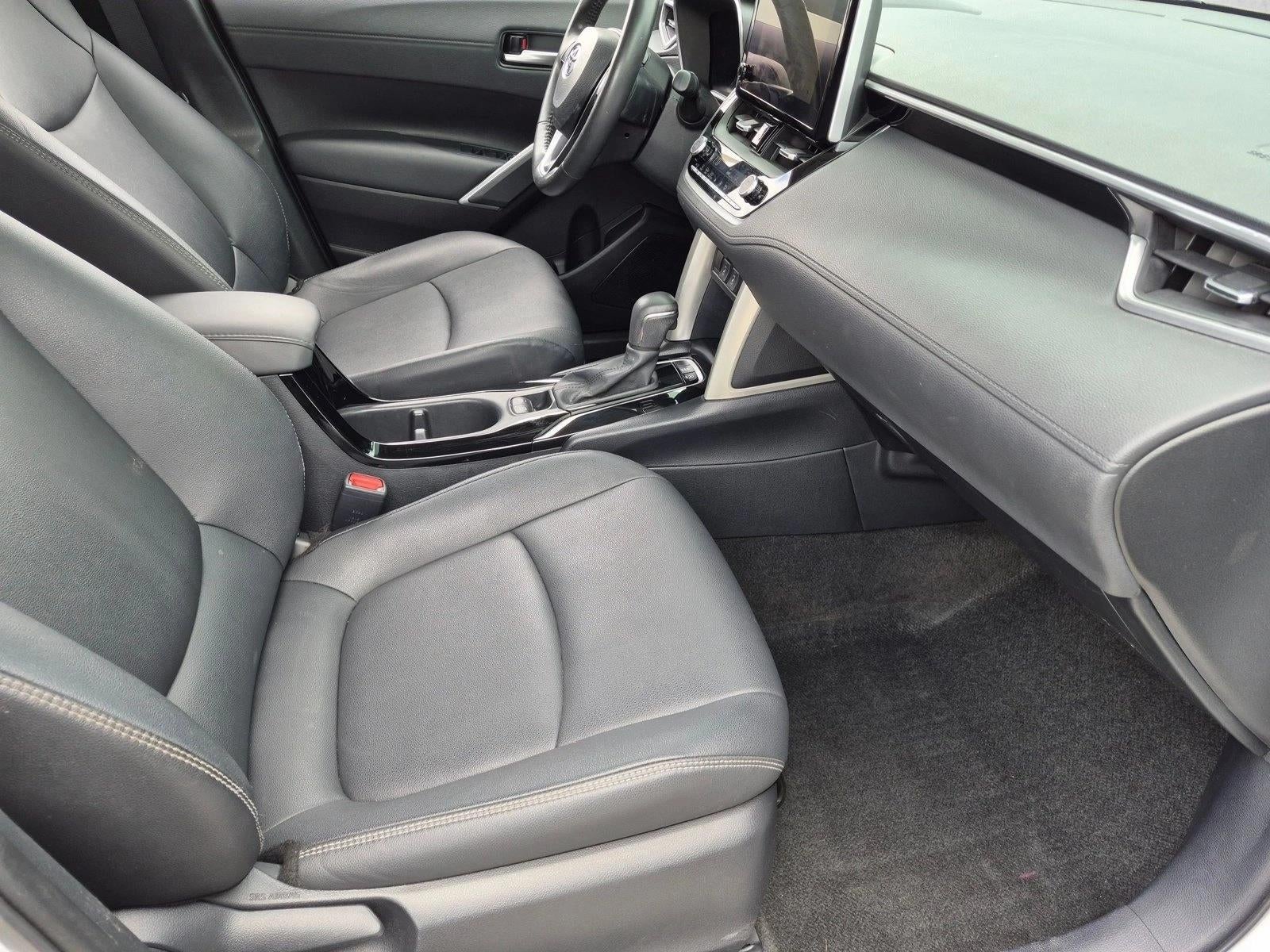 2023 Toyota Corolla Cross XLE 4WD (Natl)