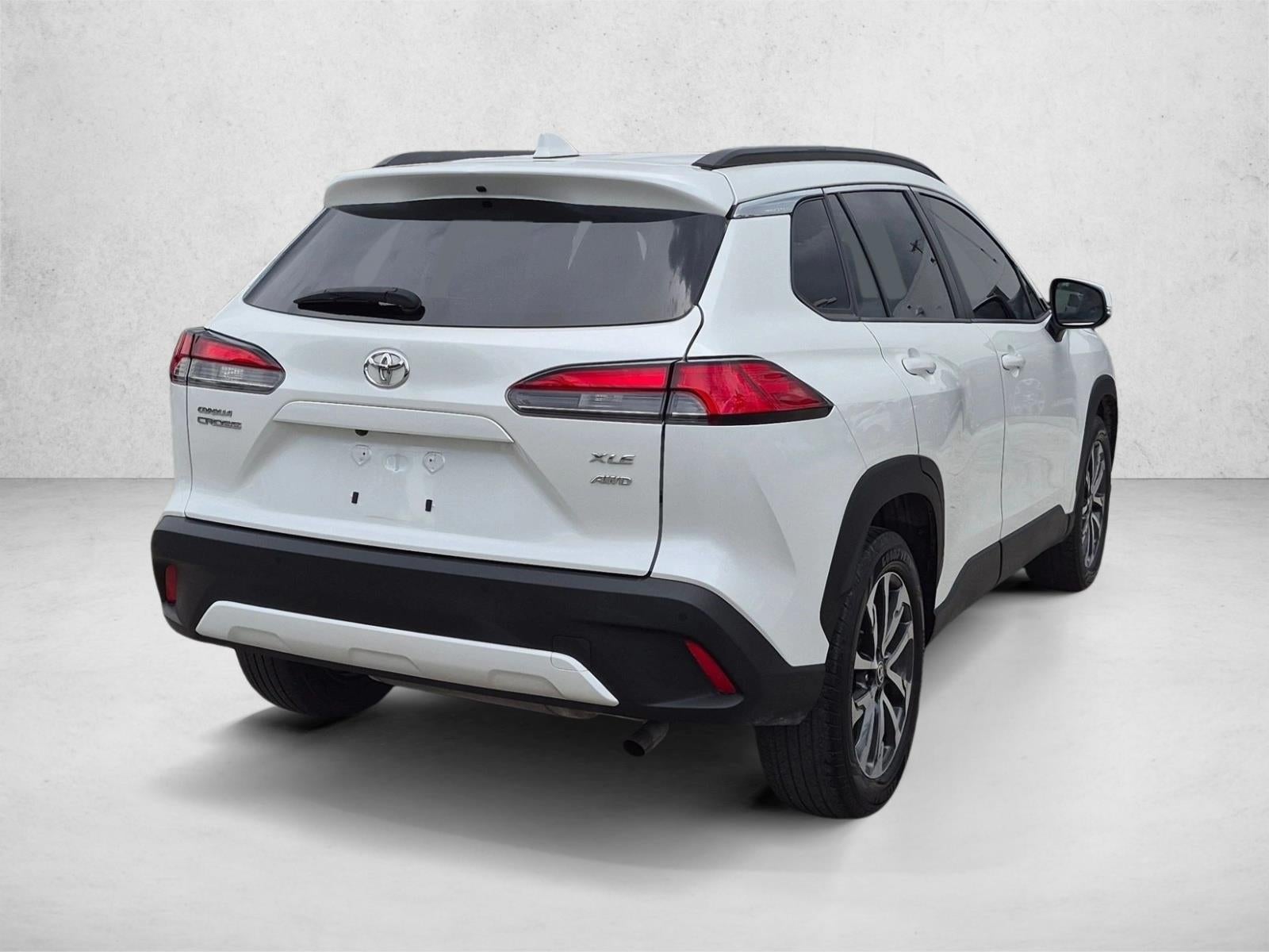 2023 Toyota Corolla Cross XLE 4WD (Natl)