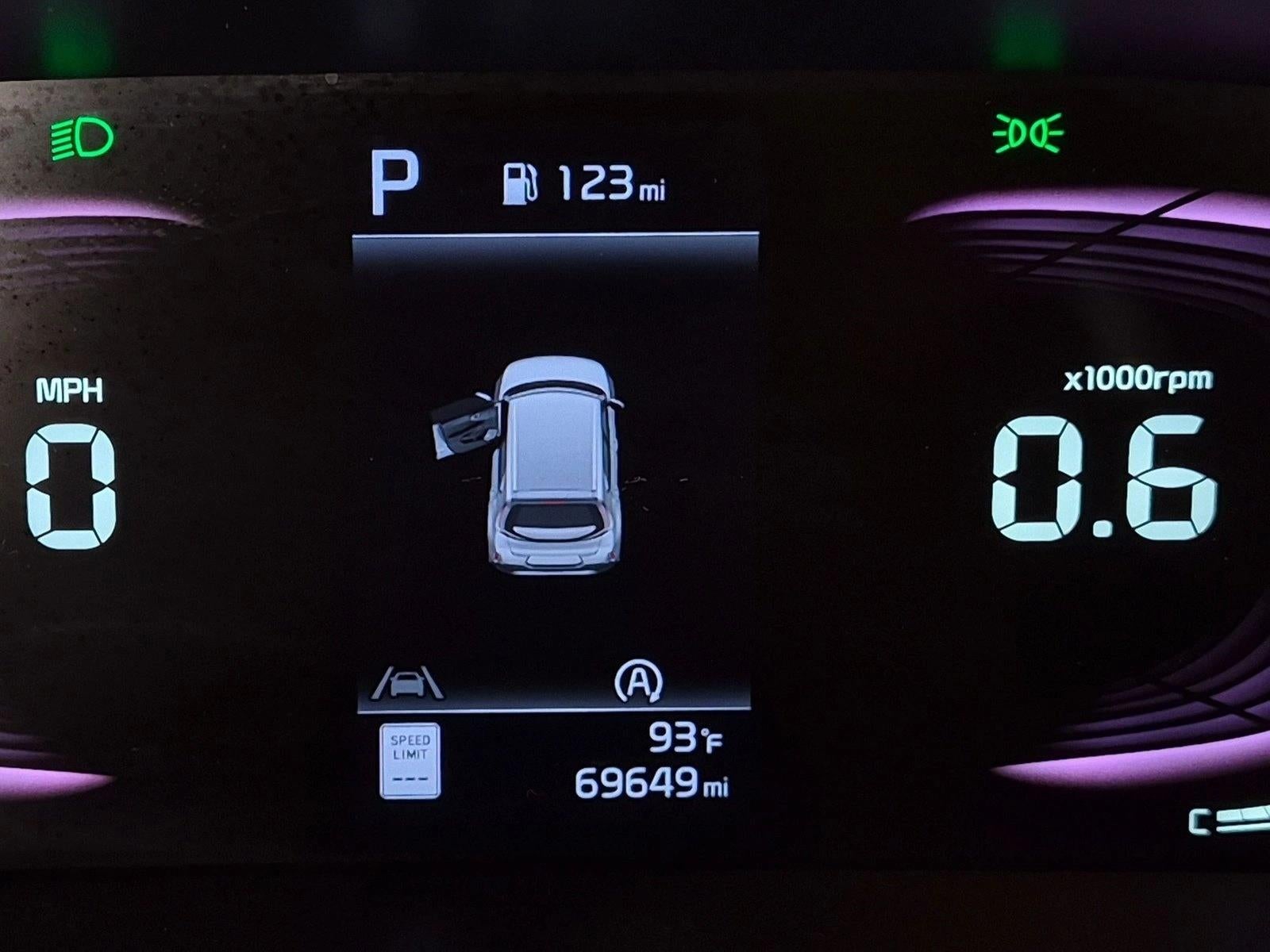 2023 Kia Soul LX IVT