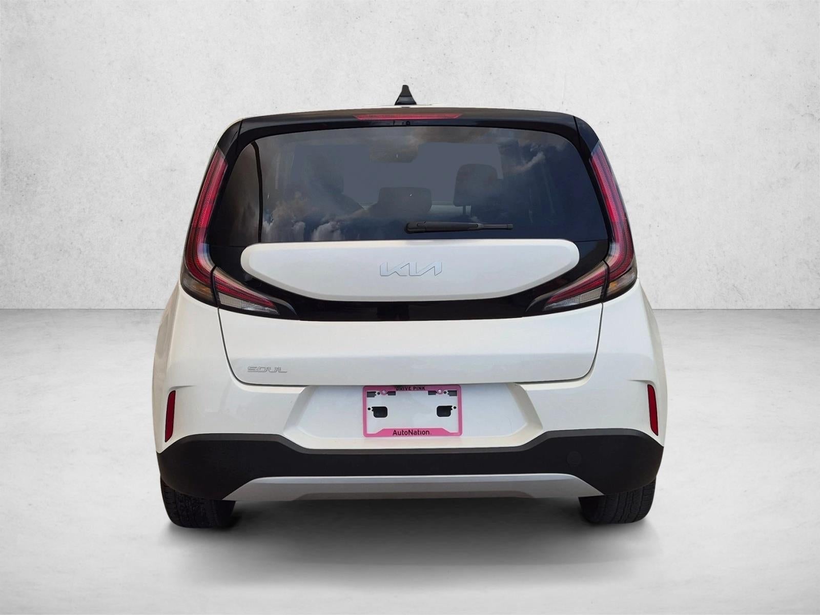2023 Kia Soul LX IVT