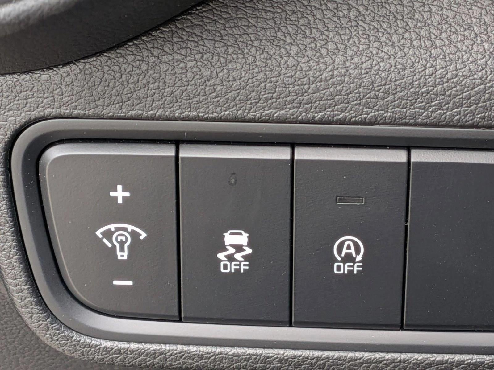 2024 Kia Soul LX IVT