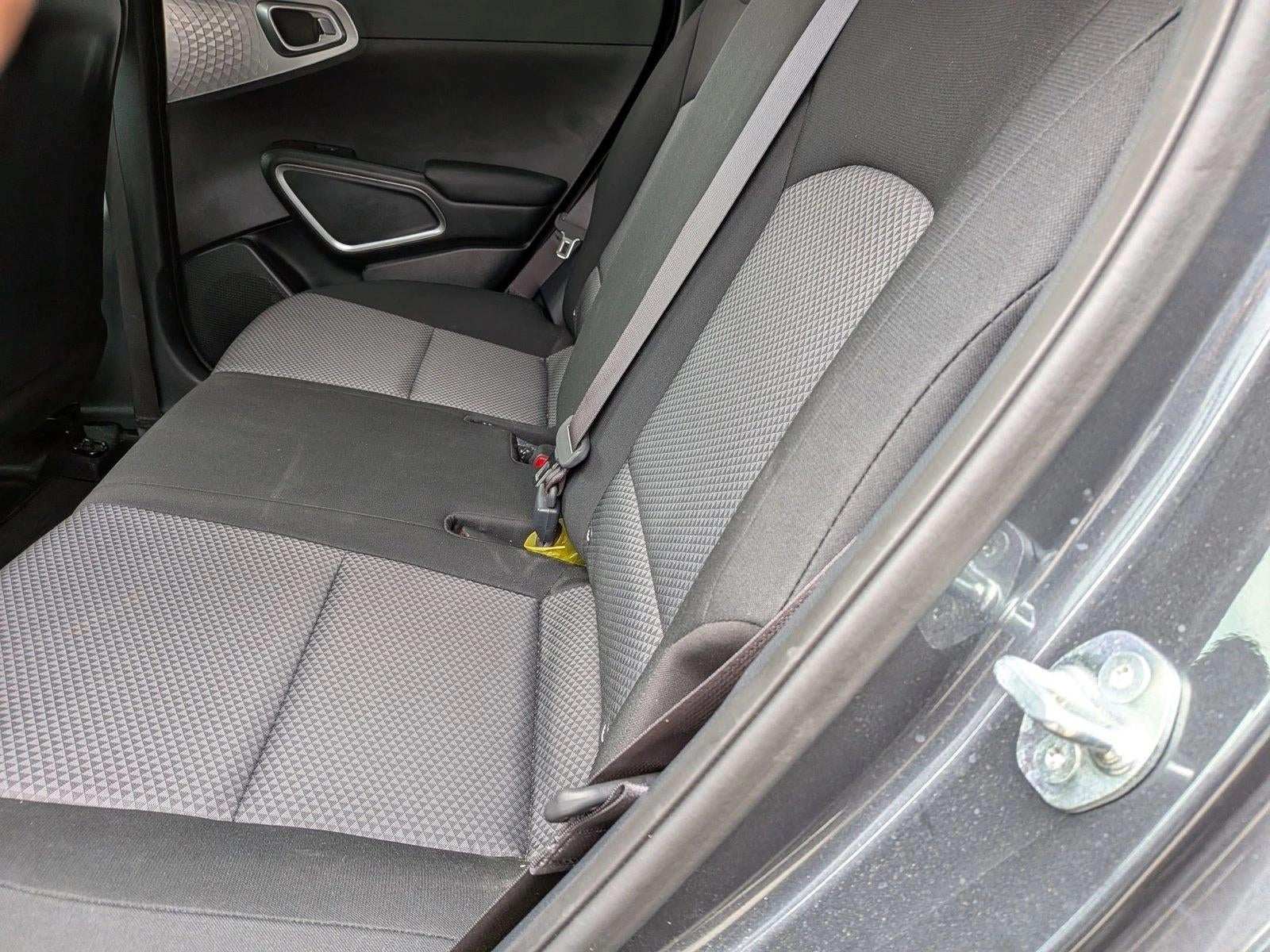 2024 Kia Soul LX IVT