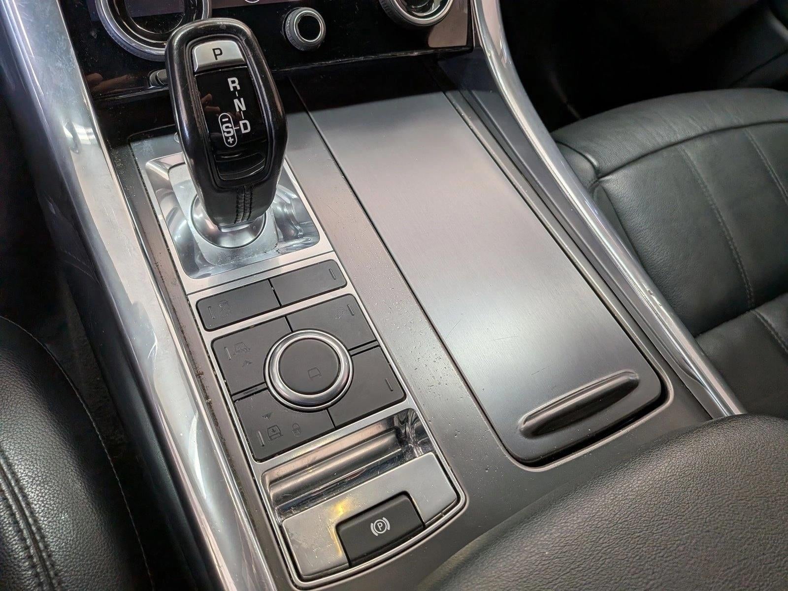 2020 Land Rover Range Rover Sport Turbo i6 MHEV SE