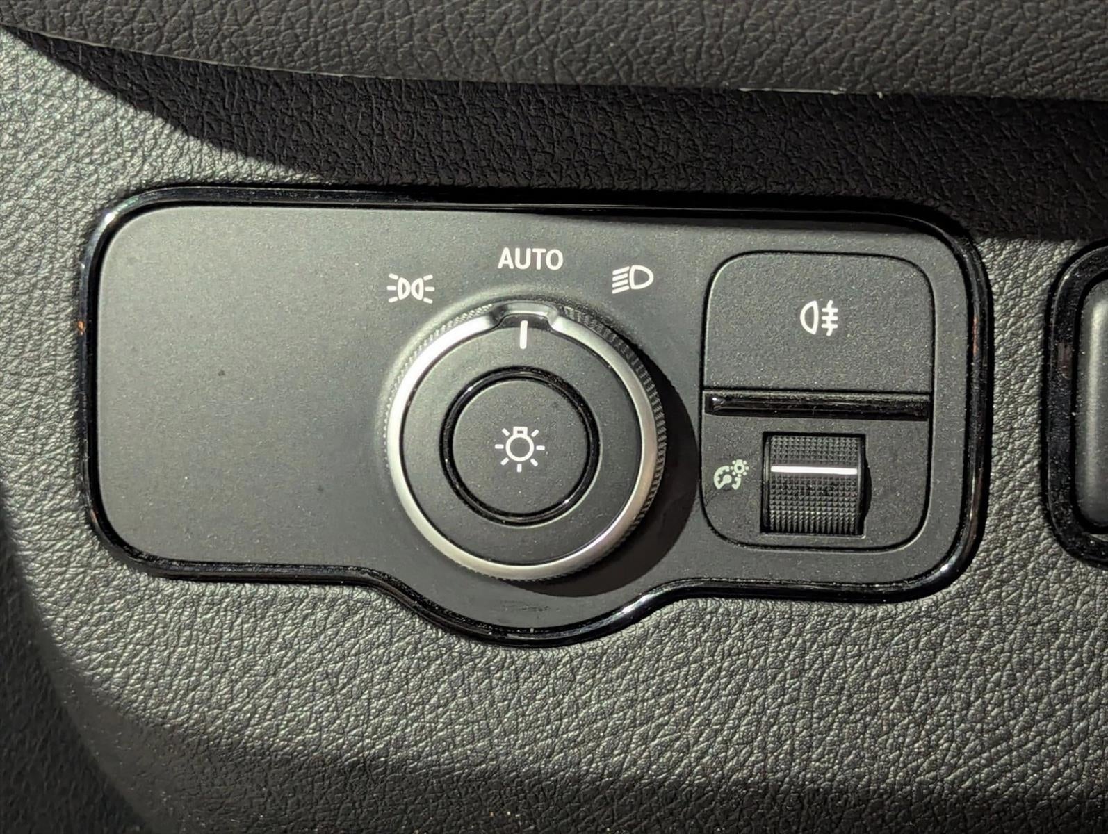 2025 Mercedes-Benz Sprinter Cargo Van 2500 Standard Roof I4 Diesel 144" RWD