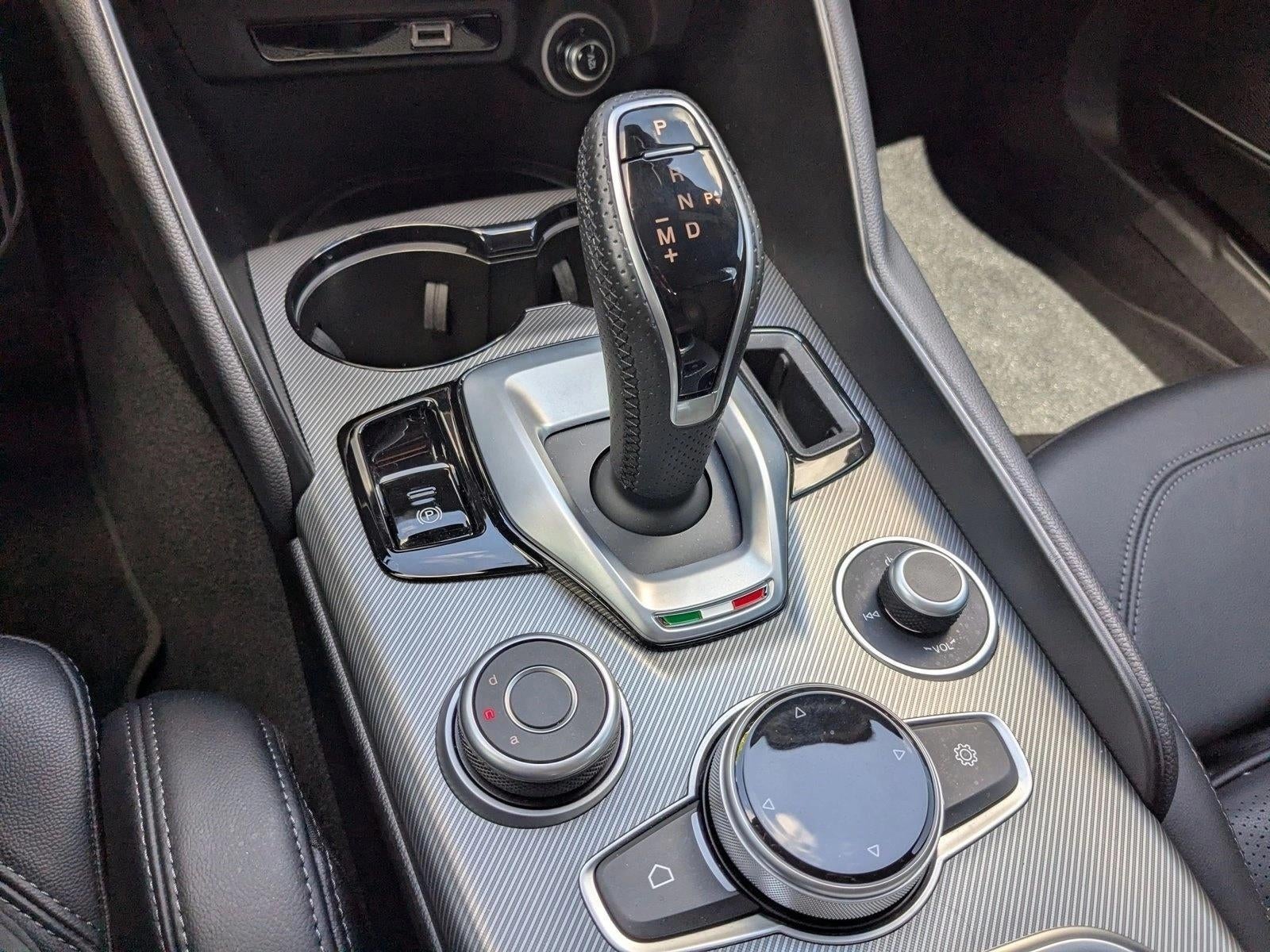 2023 Alfa Romeo Giulia Veloce RWD