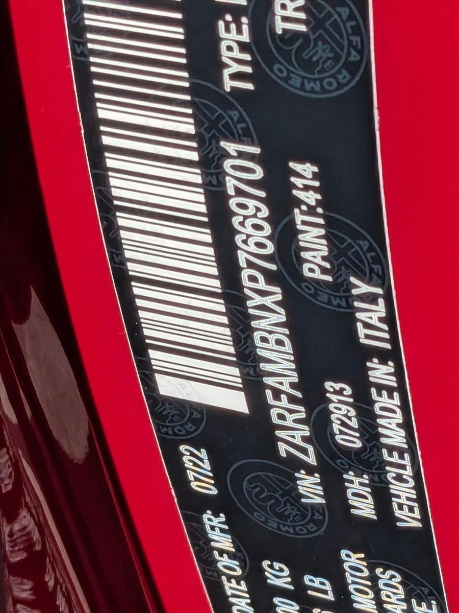 2023 Alfa Romeo Giulia Veloce RWD