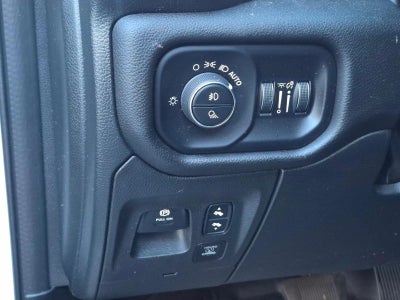 2023 RAM 1500 Laramie 4x4 Crew Cab 5'7" Box
