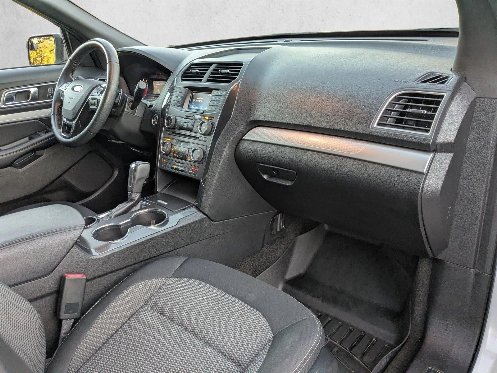 2017 Ford Explorer XLT FWD