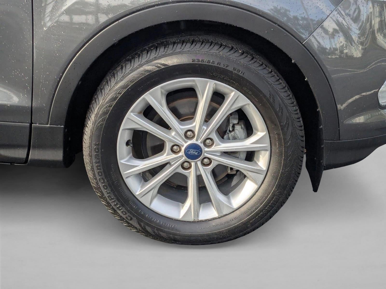 2019 Ford Escape SEL FWD