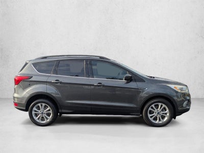 2019 Ford Escape SEL FWD