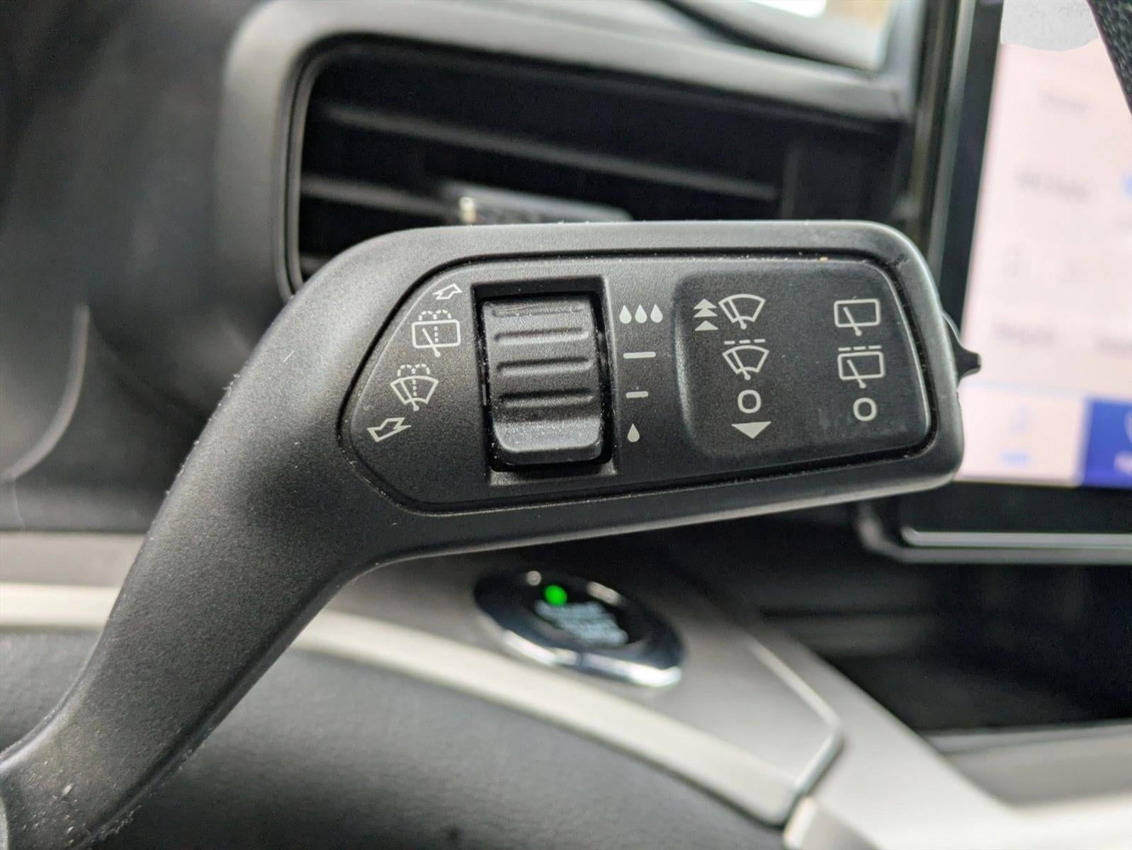 2021 Ford Explorer XLT 4WD