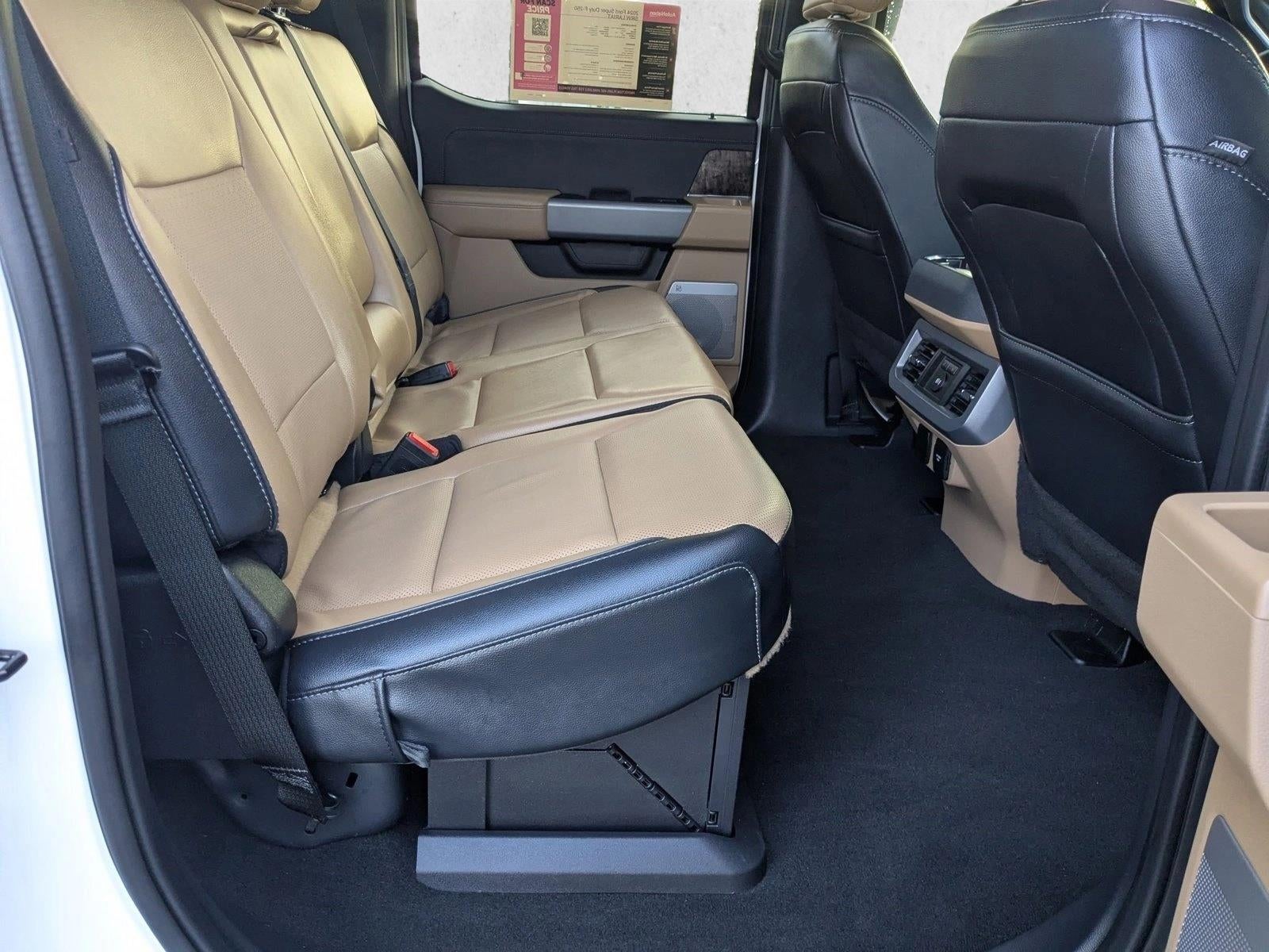 2024 Ford Super Duty F-250 SRW LARIAT 4WD Crew Cab 6.75' Box