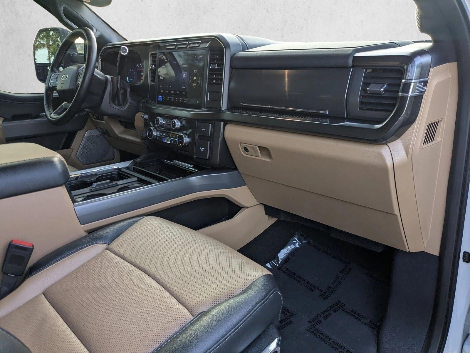 2024 Ford Super Duty F-250 SRW LARIAT 4WD Crew Cab 6.75' Box