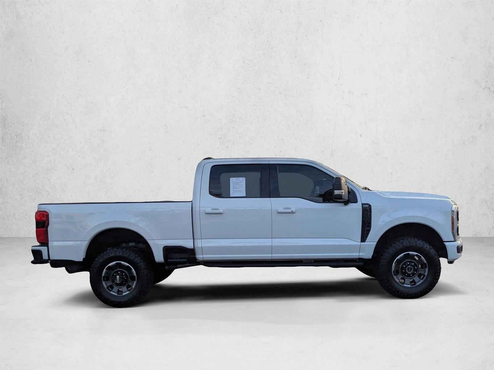 2024 Ford Super Duty F-250 SRW LARIAT 4WD Crew Cab 6.75' Box