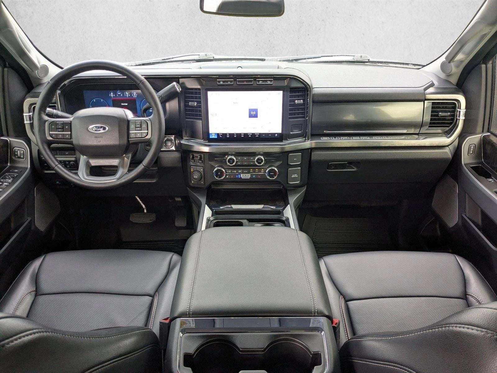 2024 Ford Super Duty F-250 SRW LARIAT 4WD Crew Cab 6.75' Box
