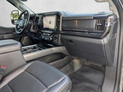2023 Ford Super Duty F-250 SRW LARIAT 4WD Crew Cab 6.75' Box