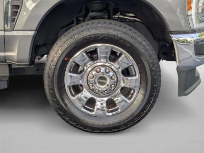 2023 Ford Super Duty F-250 SRW LARIAT 4WD Crew Cab 6.75' Box
