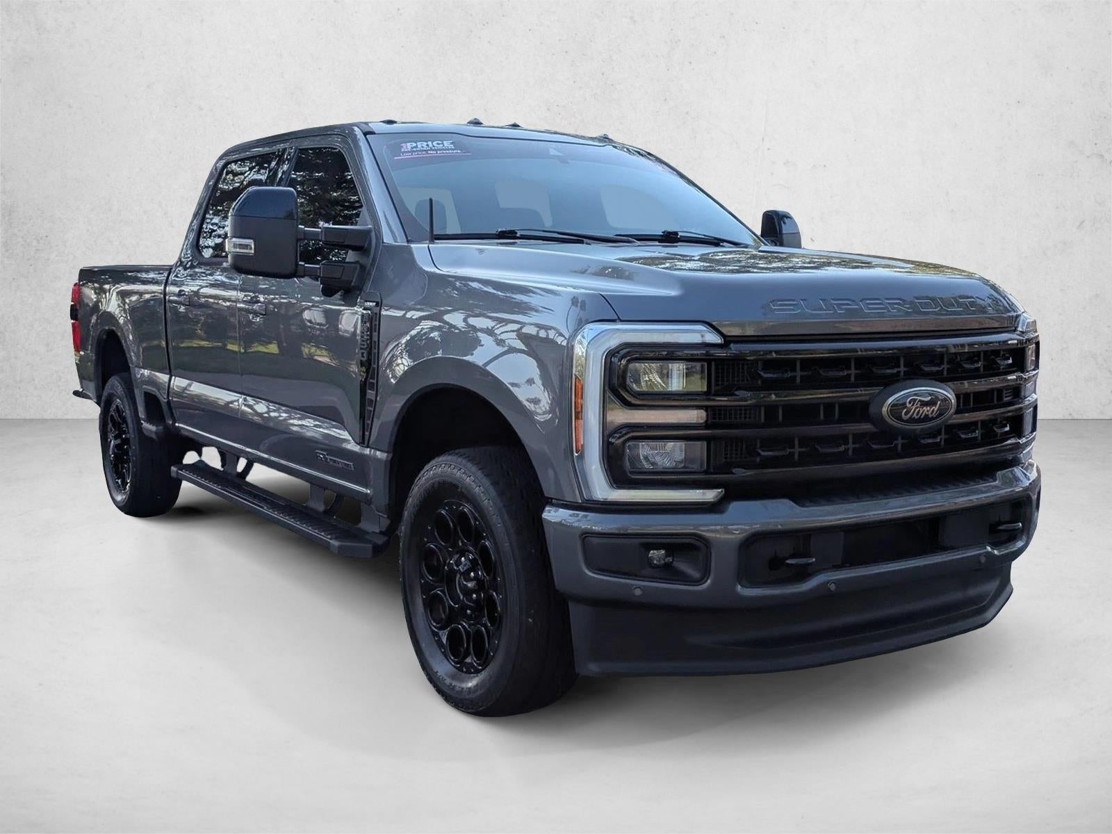 2024 Ford Super Duty F-250 SRW LARIAT 4WD Crew Cab 6.75' Box