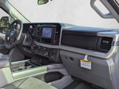 2024 Ford Super Duty F-350 DRW XLT 4WD Crew Cab 8' Box