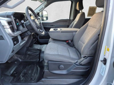 2025 Ford Super Duty F-350 DRW XL 4WD Crew Cab 8' Box