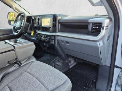 2025 Ford Super Duty F-350 DRW XL 4WD Crew Cab 8' Box