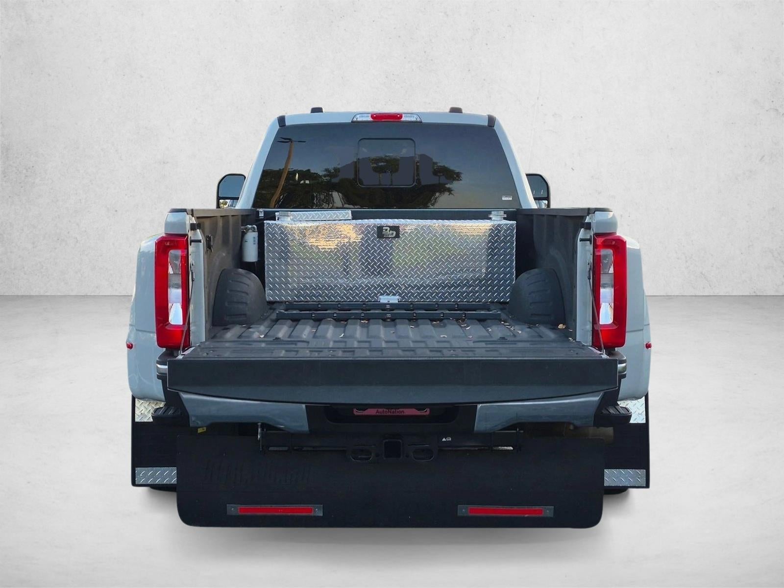 2025 Ford Super Duty F-350 DRW XL 4WD Crew Cab 8' Box