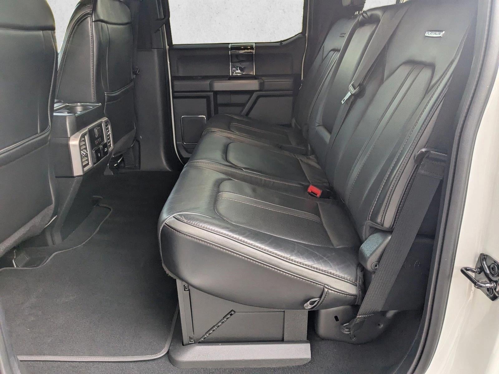 2020 Ford Super Duty F-450 DRW Platinum 4WD Crew Cab 8' Box