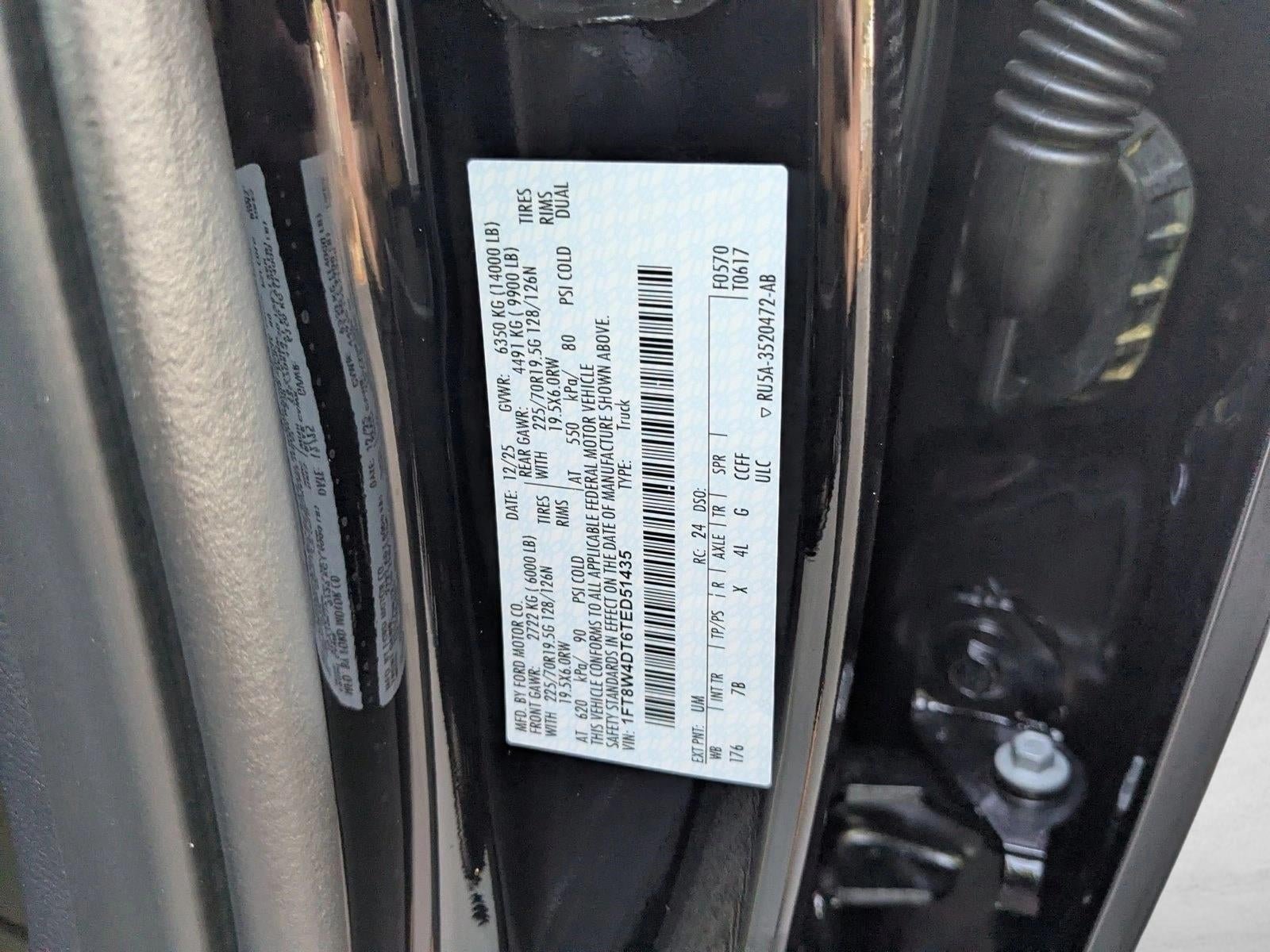 2026 Ford Super Duty F-450 DRW Platinum 4WD Crew Cab 8' Box
