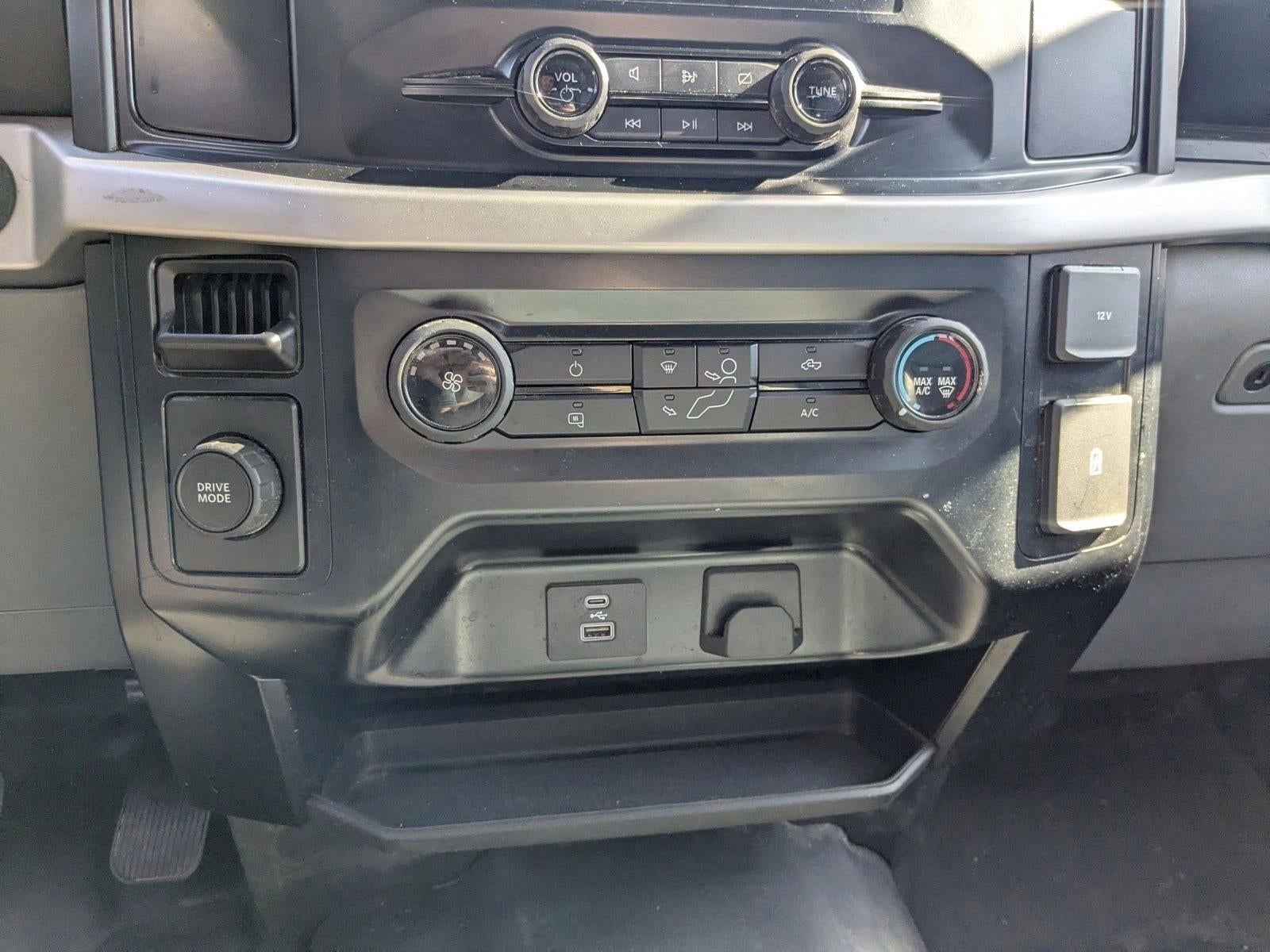 2023 Ford F-150 XL 2WD SuperCrew 5.5' Box