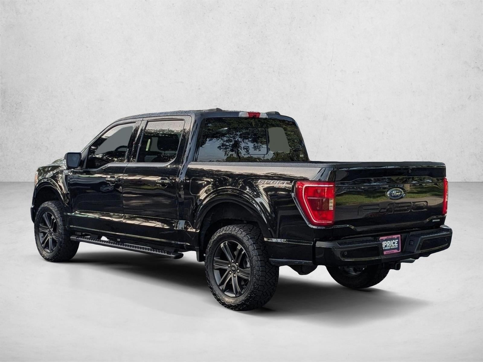 2022 Ford F-150 XLT 4WD SuperCrew 5.5' Box