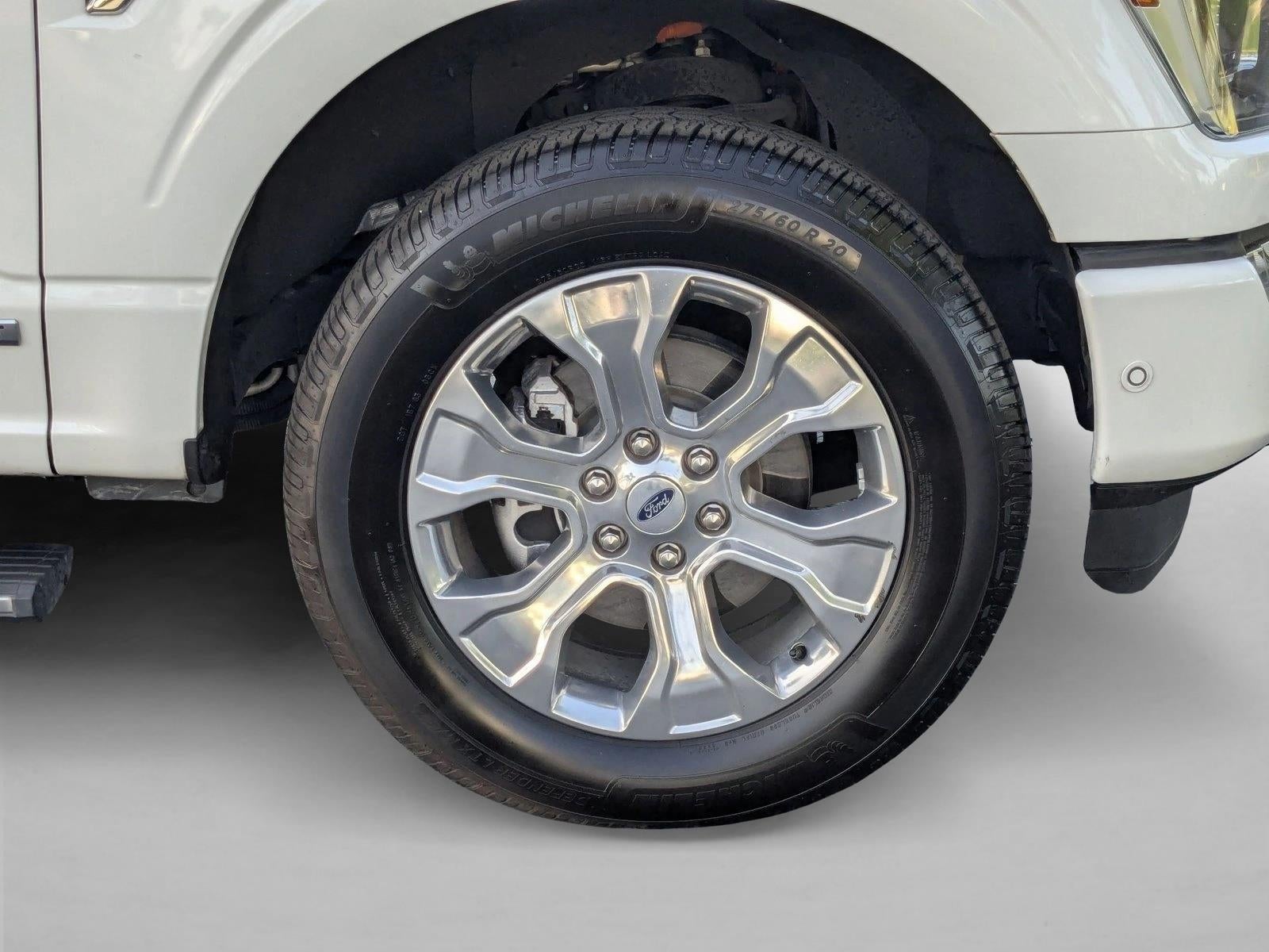 2022 Ford F-150 Platinum 4WD SuperCrew 5.5' Box