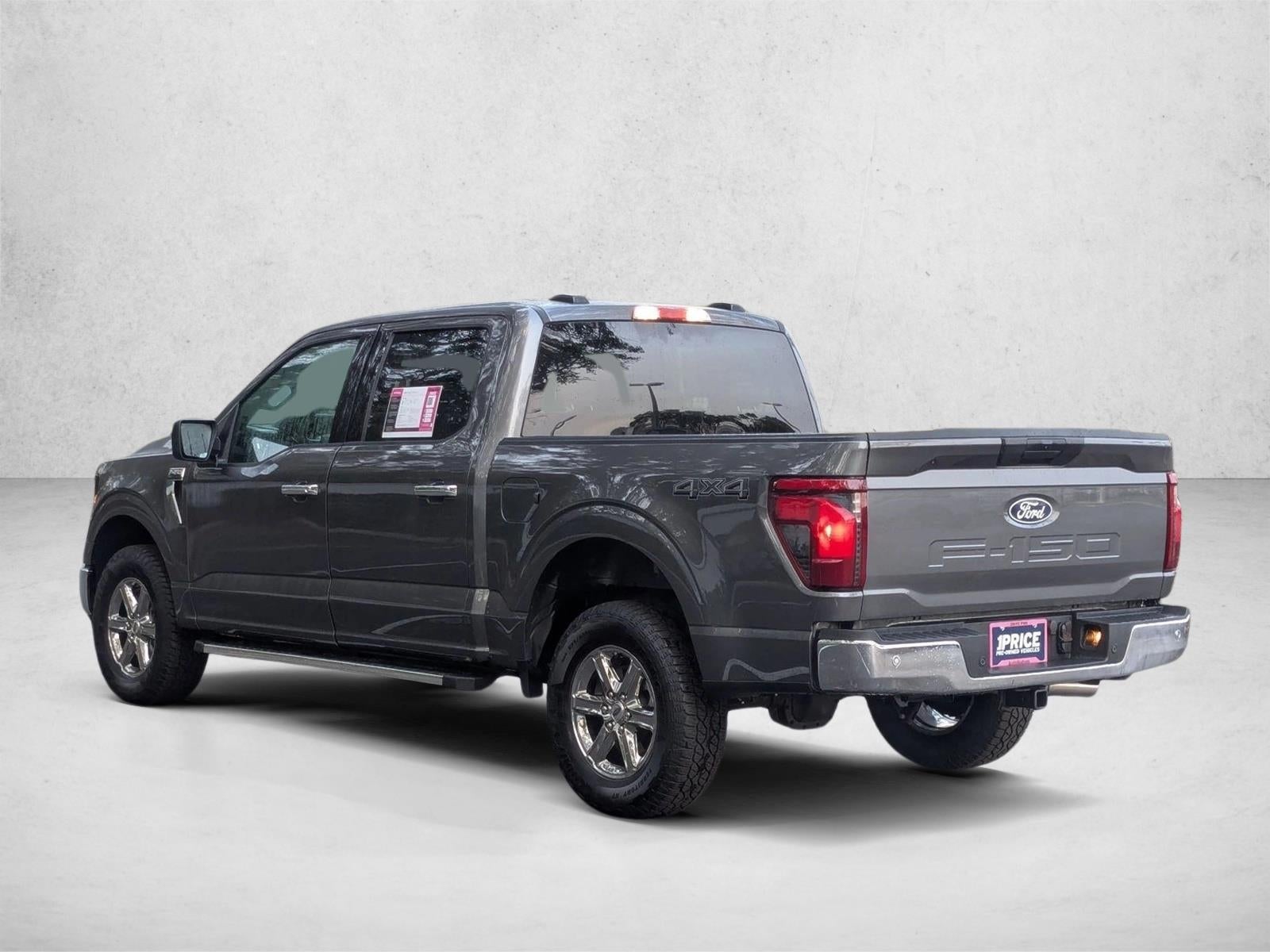 2025 Ford F-150 XLT 4WD SuperCrew 5.5' Box