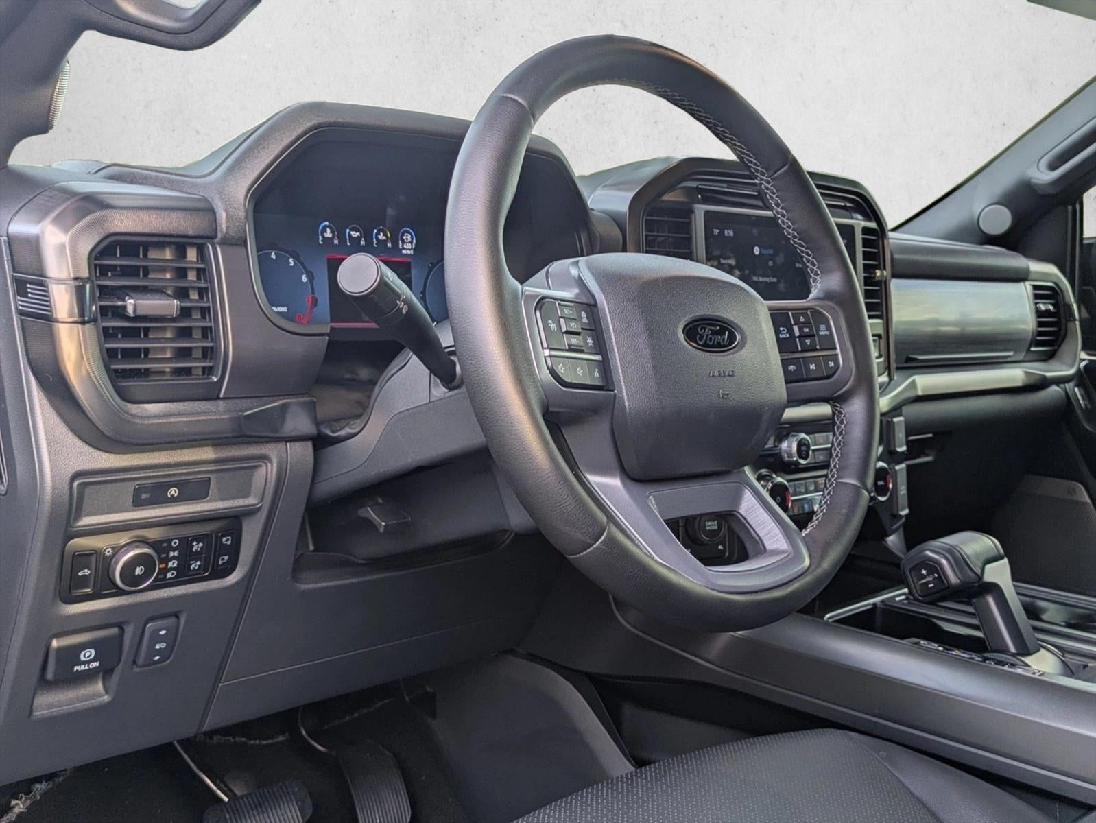 2025 Ford F-150 LARIAT 4WD SuperCrew 5.5' Box