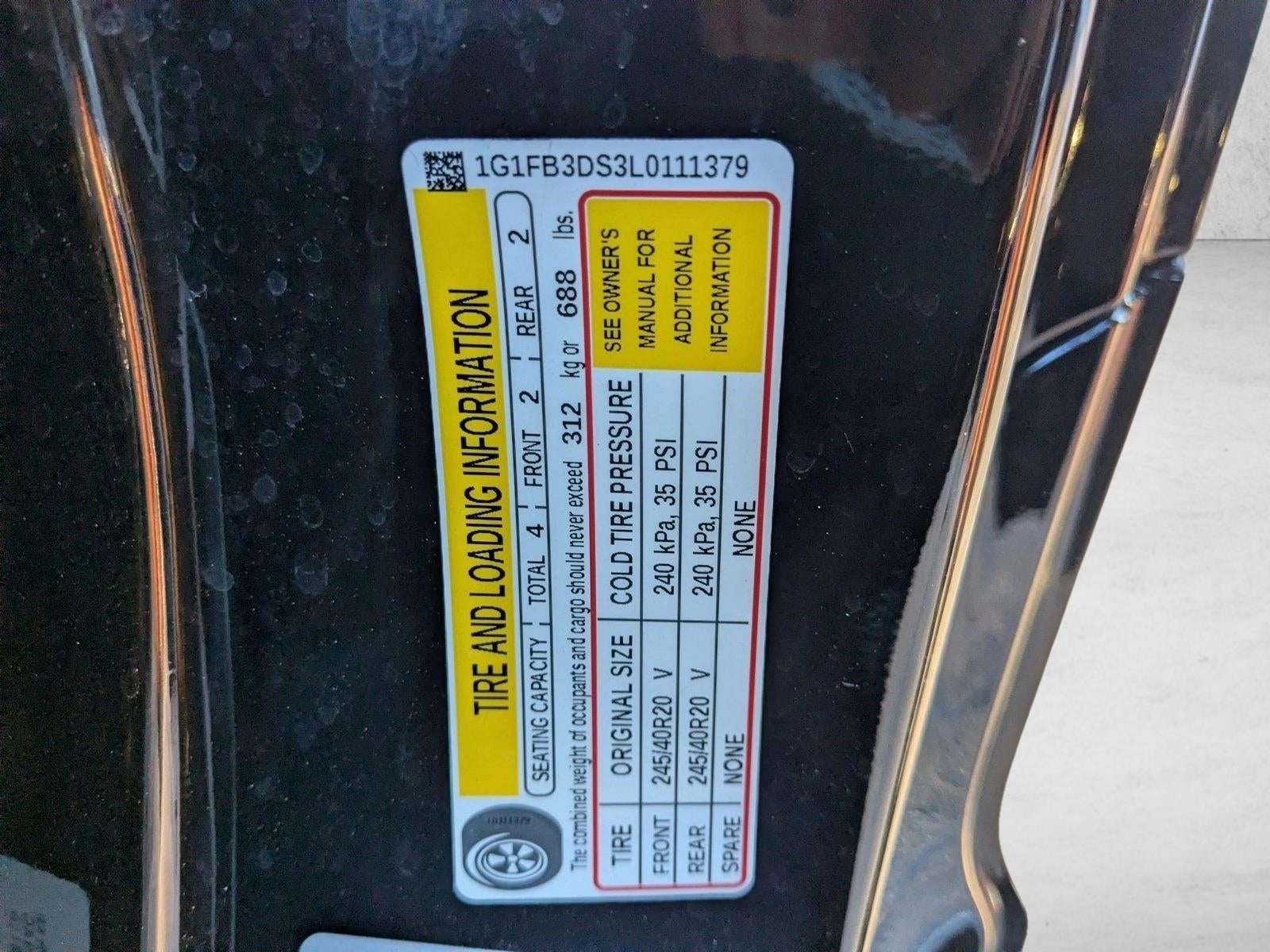 2020 Chevrolet Camaro 2dr Convertible 1LT