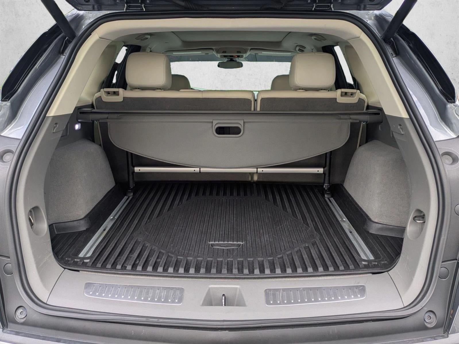 2020 Cadillac XT5 FWD 4dr Premium Luxury