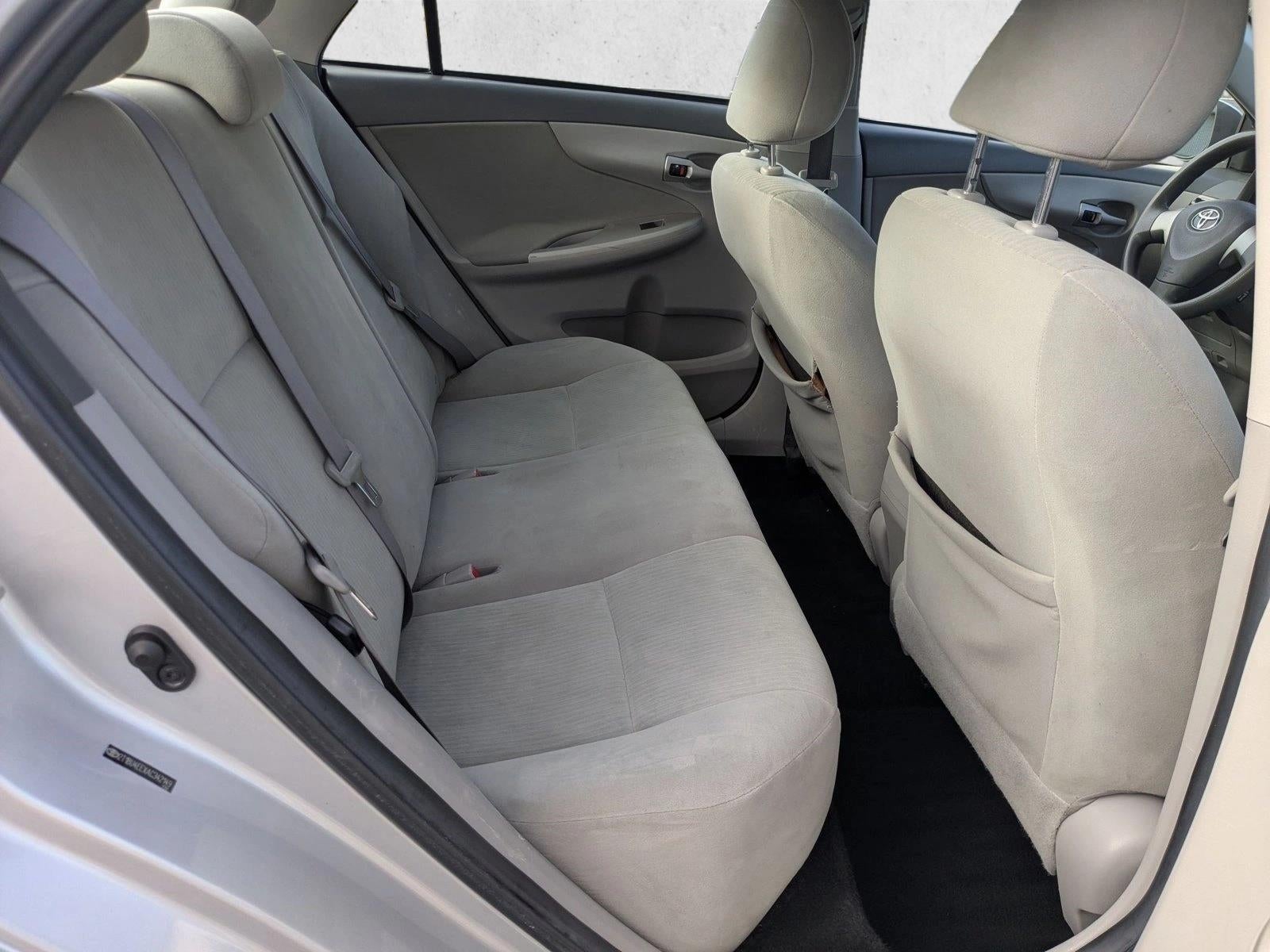 2010 Toyota Corolla 4dr Sdn Auto LE (Natl)