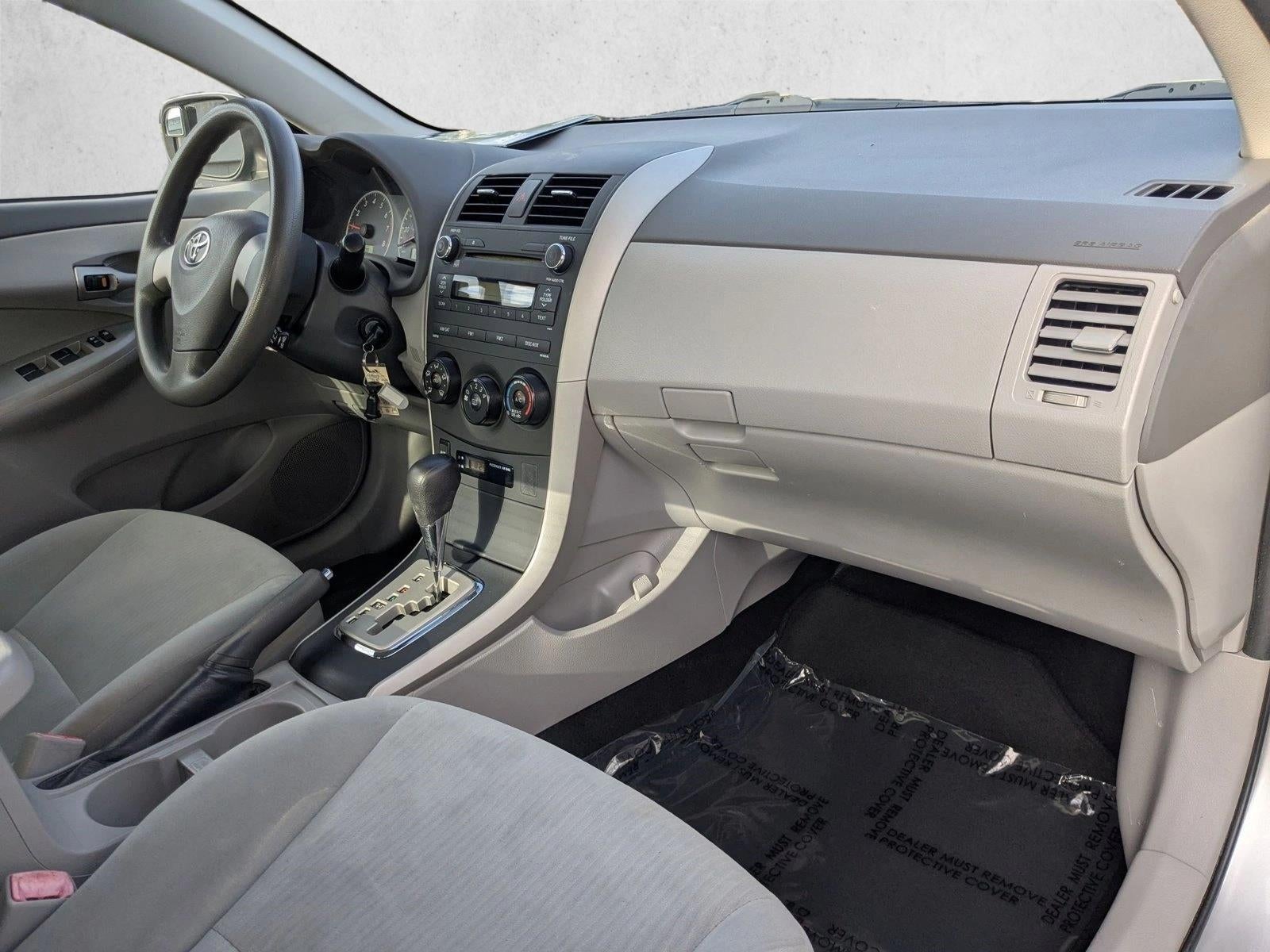 2010 Toyota Corolla 4dr Sdn Auto LE (Natl)