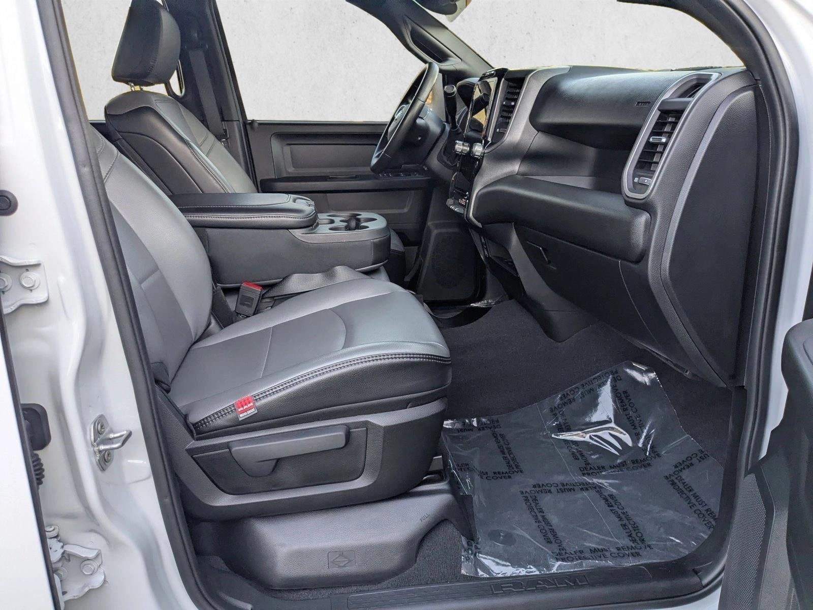 2026 RAM 2500 Tradesman 4x4 Crew Cab 6'4" Box