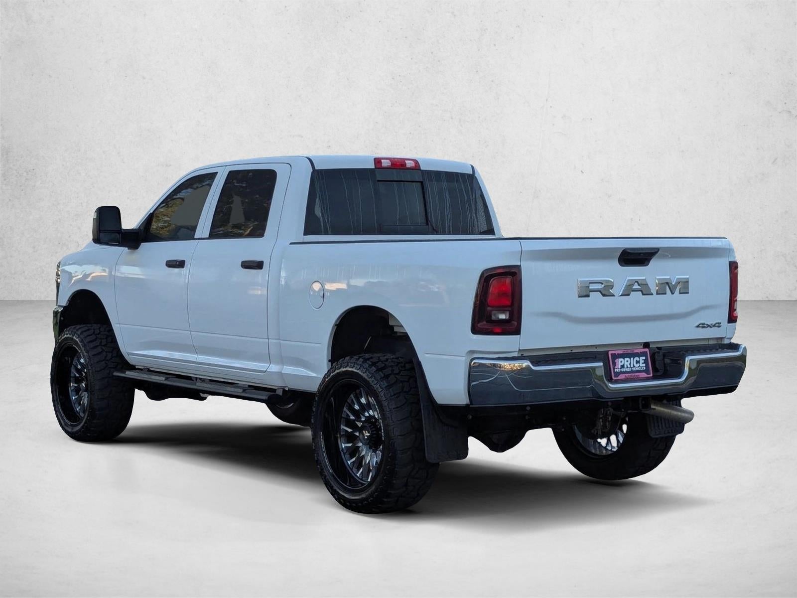 2026 RAM 2500 Tradesman 4x4 Crew Cab 6'4" Box