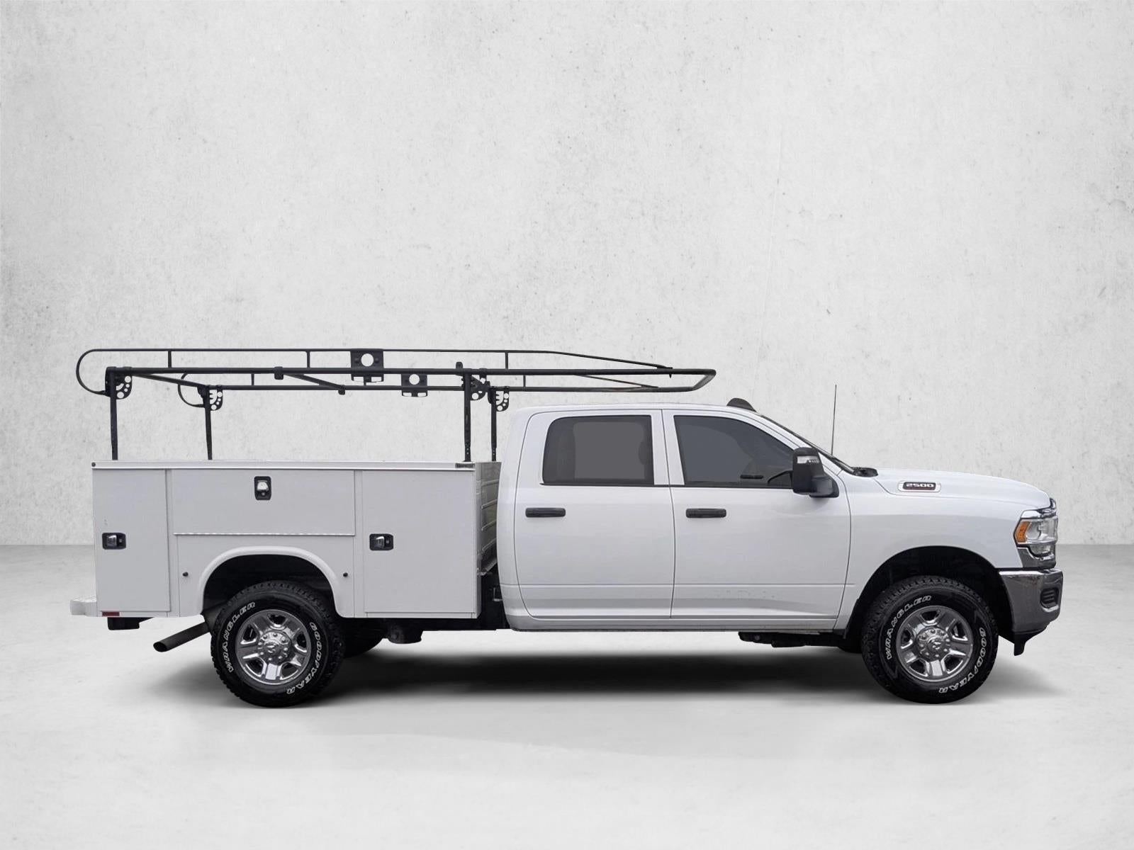 2024 RAM 2500 Tradesman 4x4 Crew Cab 8' Box