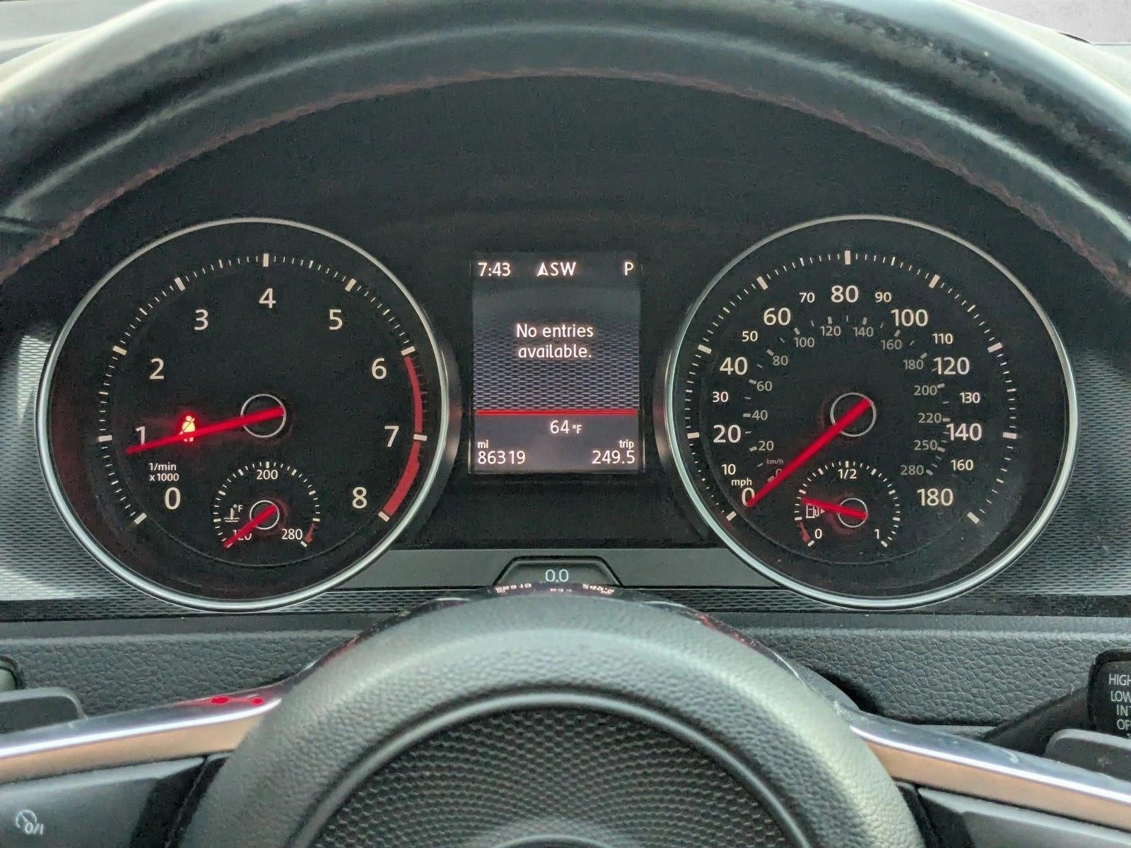 2017 Volkswagen Golf GTI 2.0T 4-Door Sport DSG