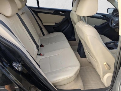 2013 Volkswagen Jetta 4dr DSG TDI Sedan